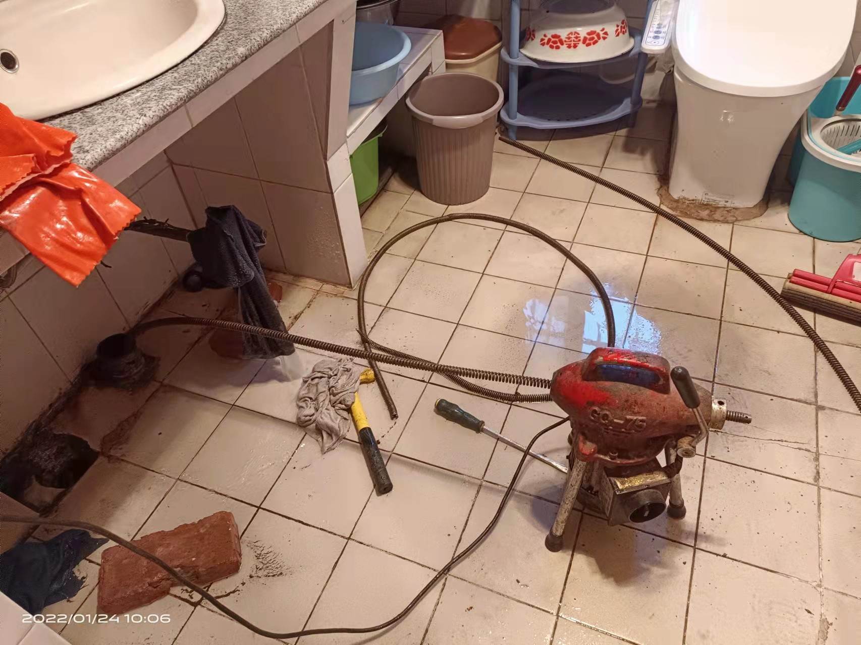 潭牛镇疏通厨房下水道，地漏疏通